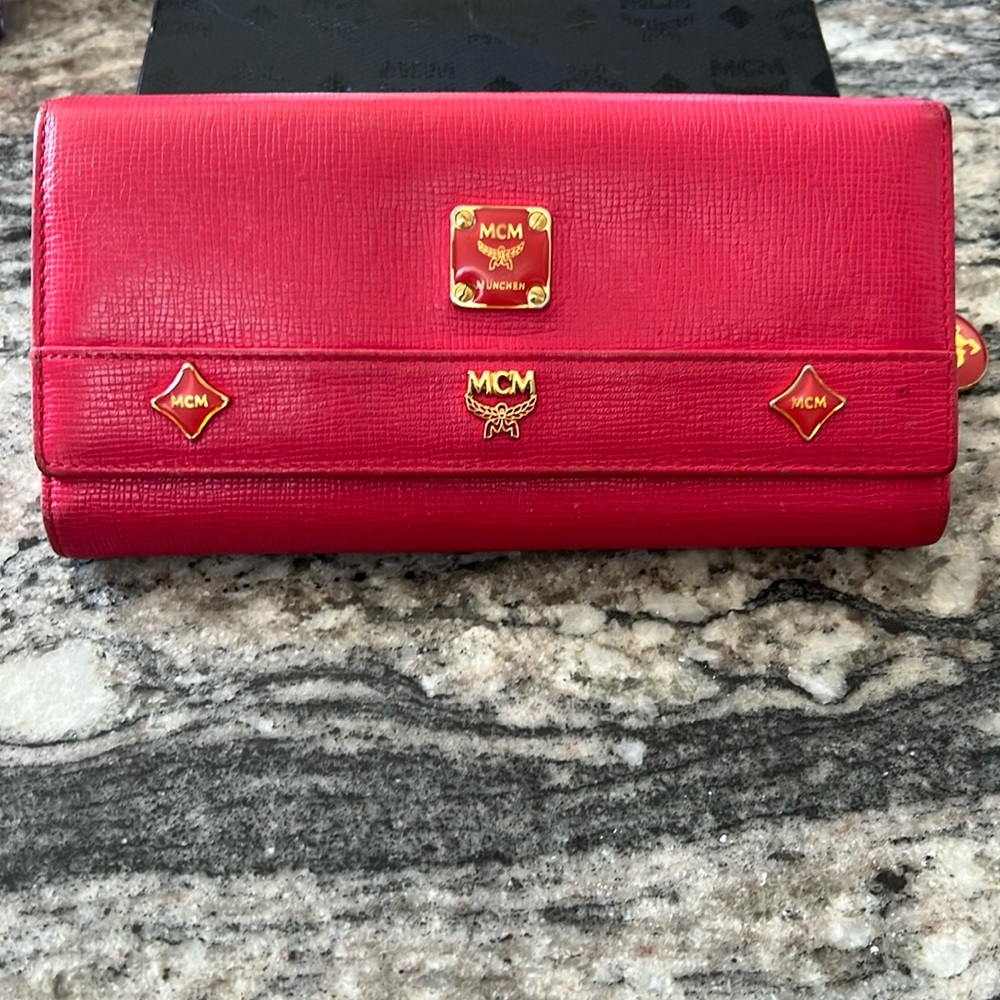 MCM - authentic -wallet pink/red
